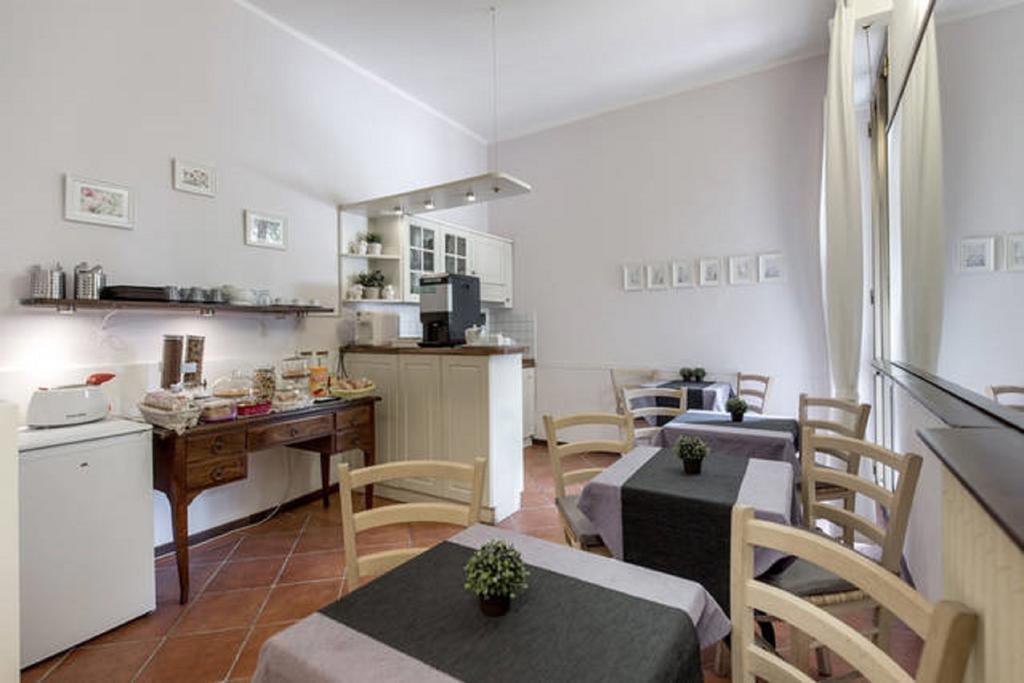 Piccarda Bed And Breakfast ฟลอเรนซ์ ภายนอก รูปภาพ